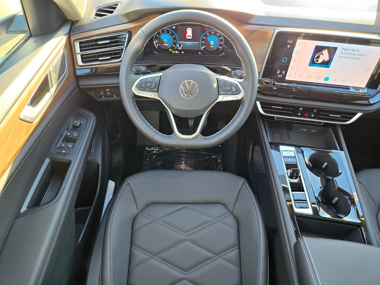 New 2026 Volkswagen Atlas SE AWD/4WD image 9