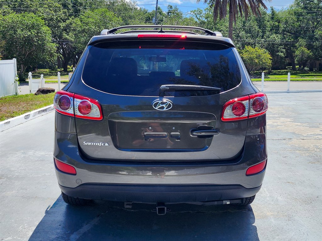 Used 2012 Hyundai Santa Fe SE FWD image 7