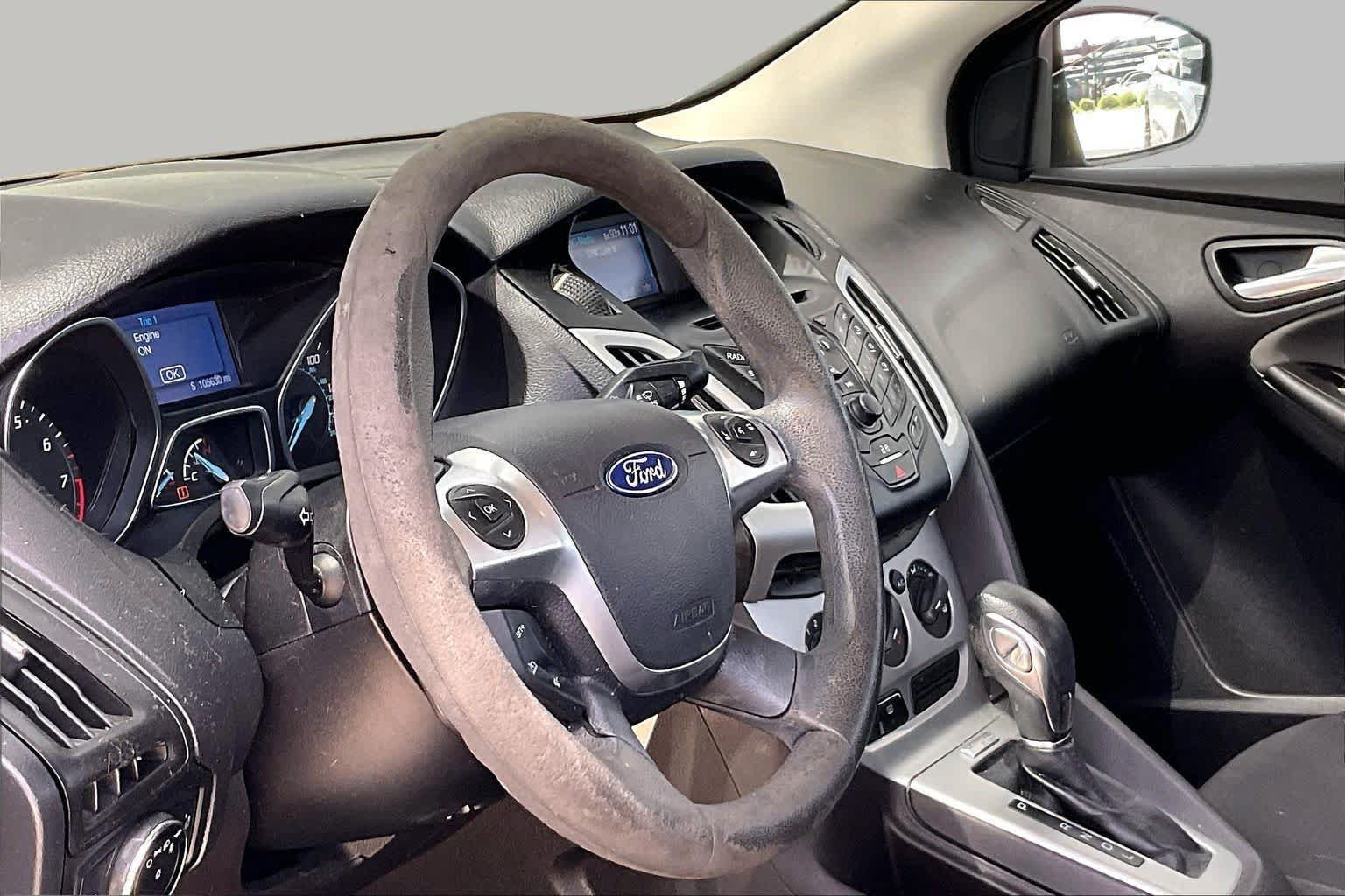 Used 2014 Ford Focus SE FWD image 17