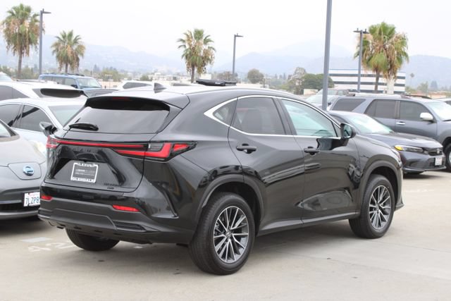 Used 2025 Lexus NX 350h AWD w/ Cold Area Package image 21
