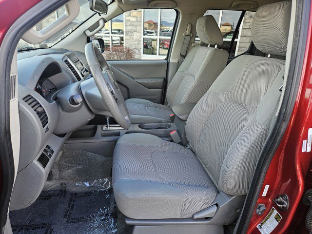 Used 2015 Nissan Frontier S image 10