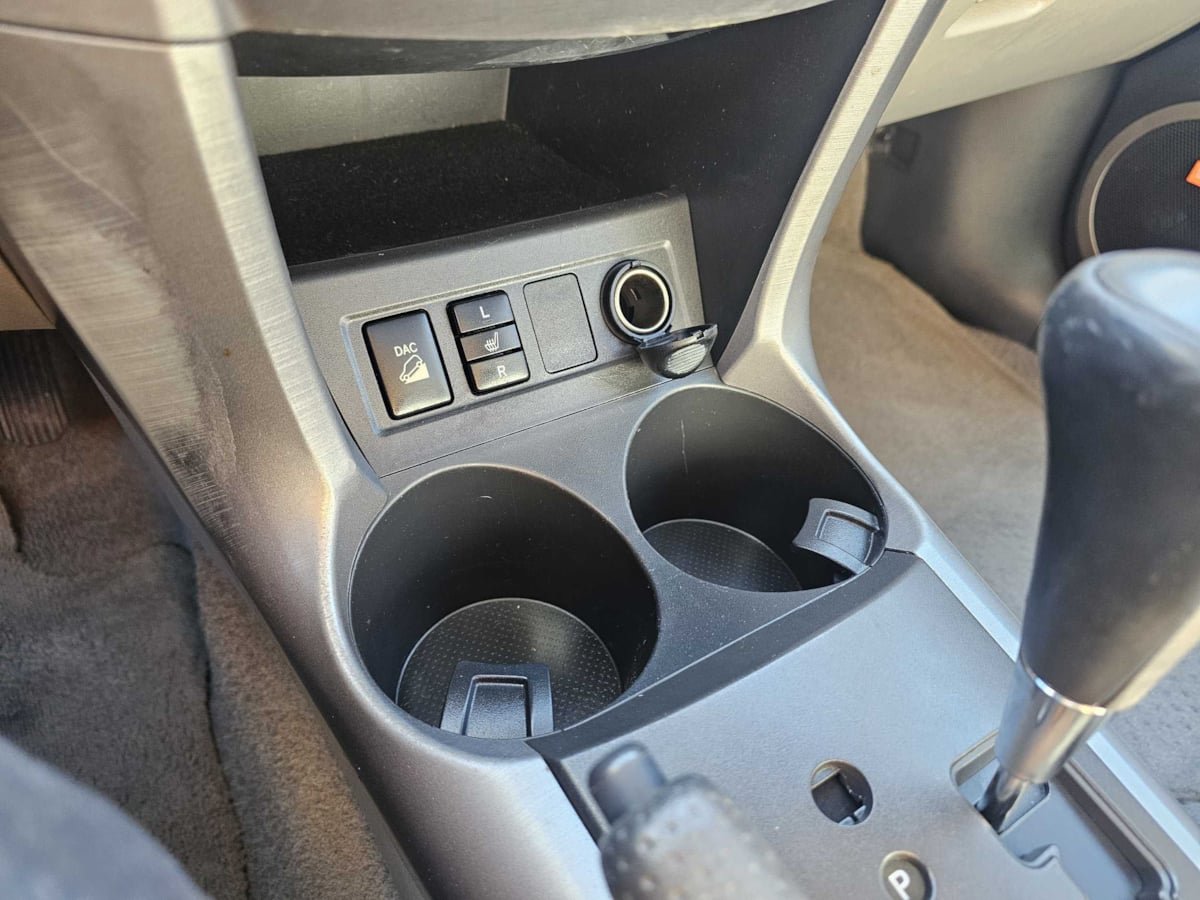Used 2008 Toyota RAV4 Limited AWD/4WD image 16