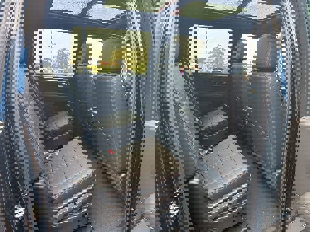 New 2026 Chevrolet Suburban High Country w/ Sun And Tow Package image 36