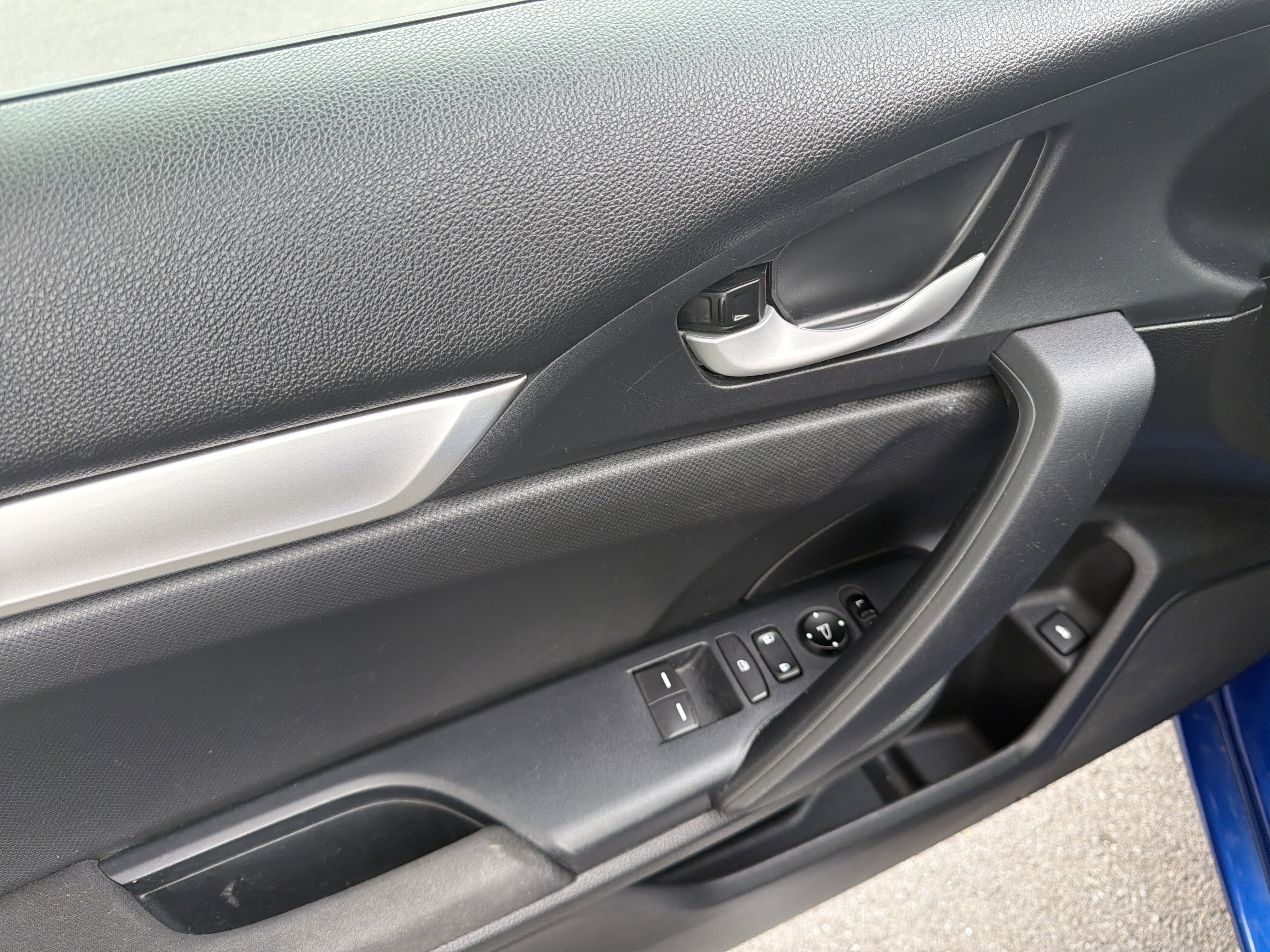 Used 2020 Honda Civic LX image 16