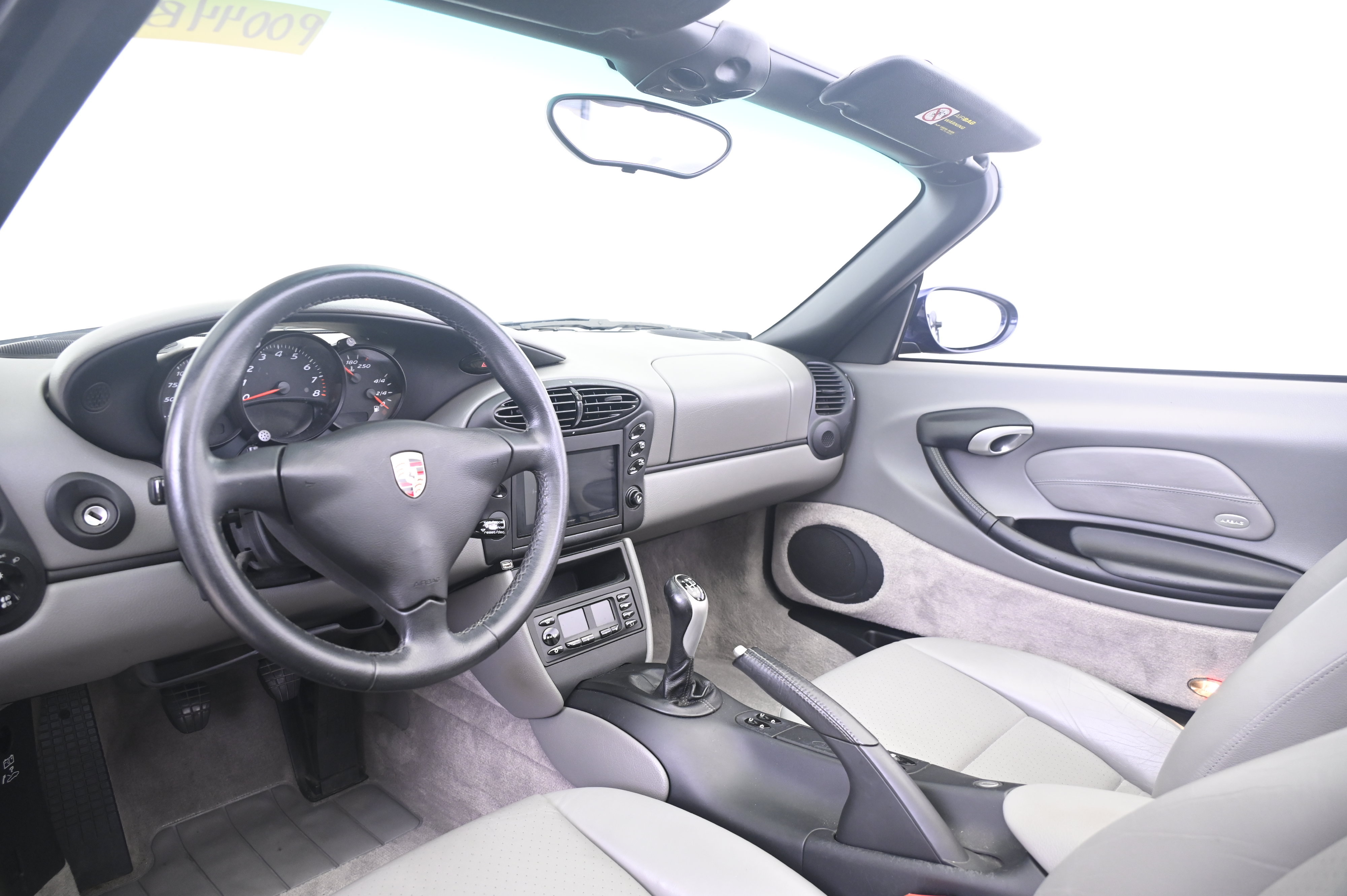 Used 2001 Porsche Boxster RWD image 27