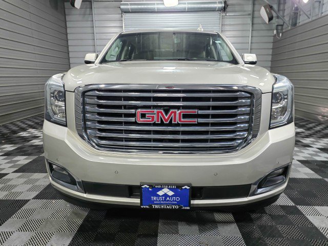 Used 2017 GMC Yukon XL SLT w/ Open Road Package image 3
