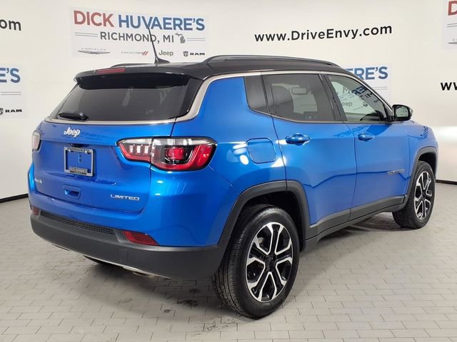 Used 2023 Jeep Compass Limited image 4