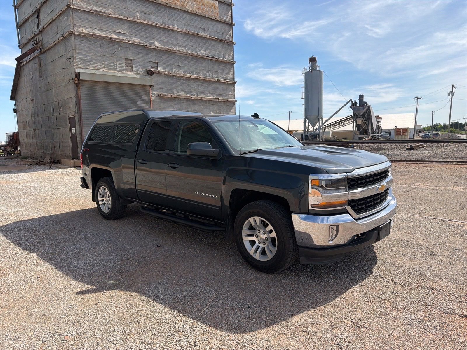Used 2019 Chevrolet Silverado 1500 LT w/ All Star Edition image 2