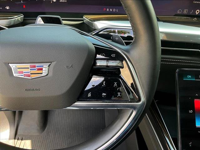 Used 2025 Cadillac Escalade Premium Luxury RWD image 20