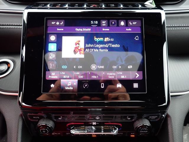 New 2025 Jeep Grand Cherokee Laredo X w/ Luxury Tech Group I image 21