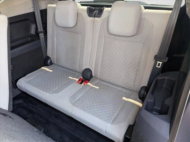 Used 2021 Volkswagen Tiguan S FWD image 19