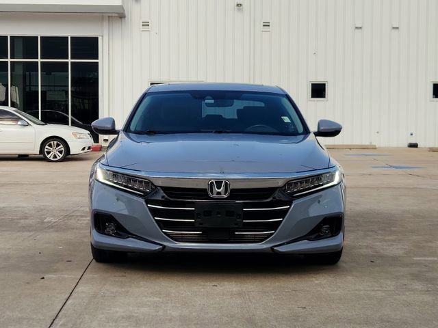 Used 2021 Honda Accord Touring image 2