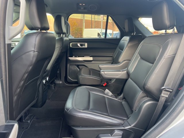 Used 2023 Ford Explorer XLT w/ Equipment Group 202A image 18