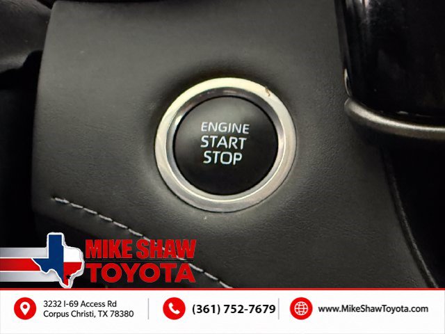 Used 2024 Toyota Highlander XLE FWD image 15