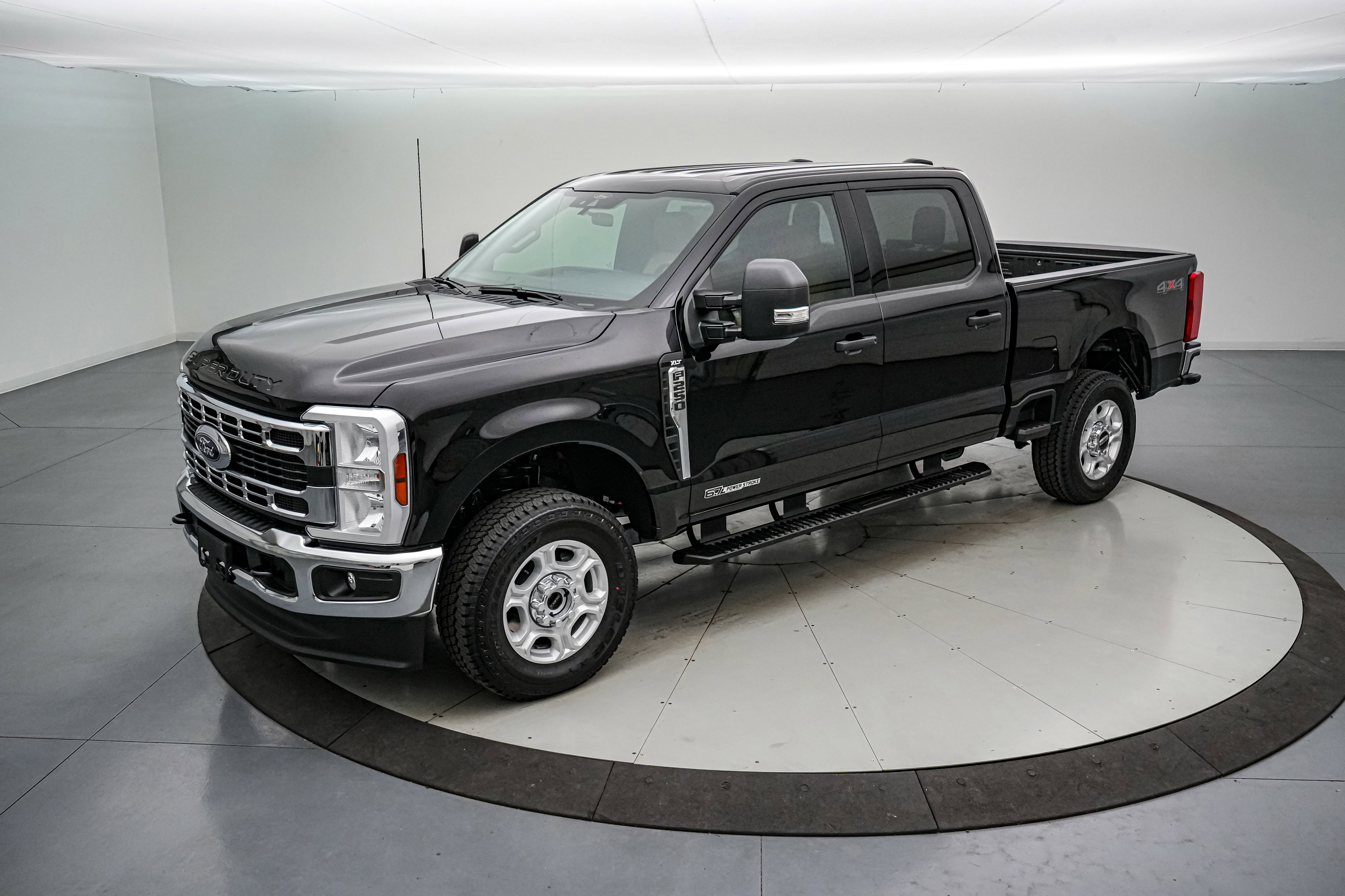 New 2026 Ford F250 XLT AWD/4WD image 9