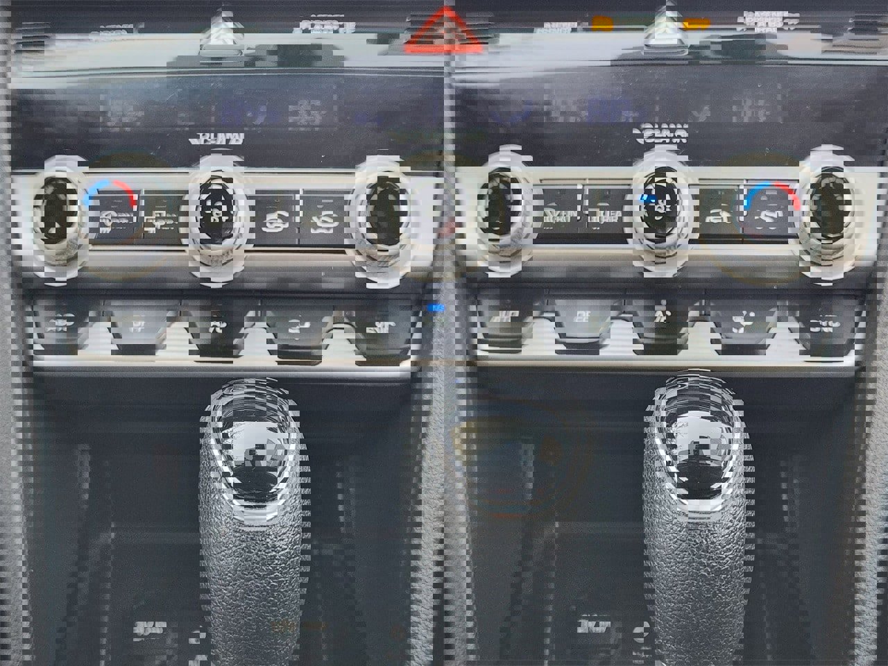 Used 2020 Hyundai Elantra SEL w/ Cargo Package (C1) image 18