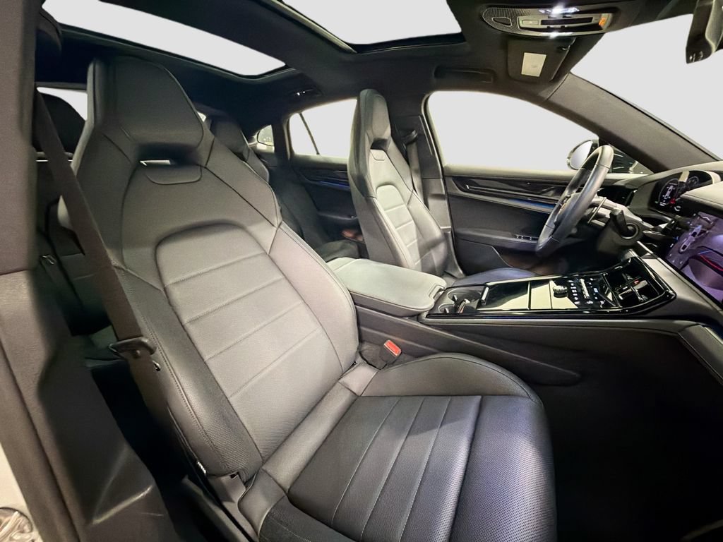 Certified 2025 Porsche Panamera 4 AWD/4WD image 29