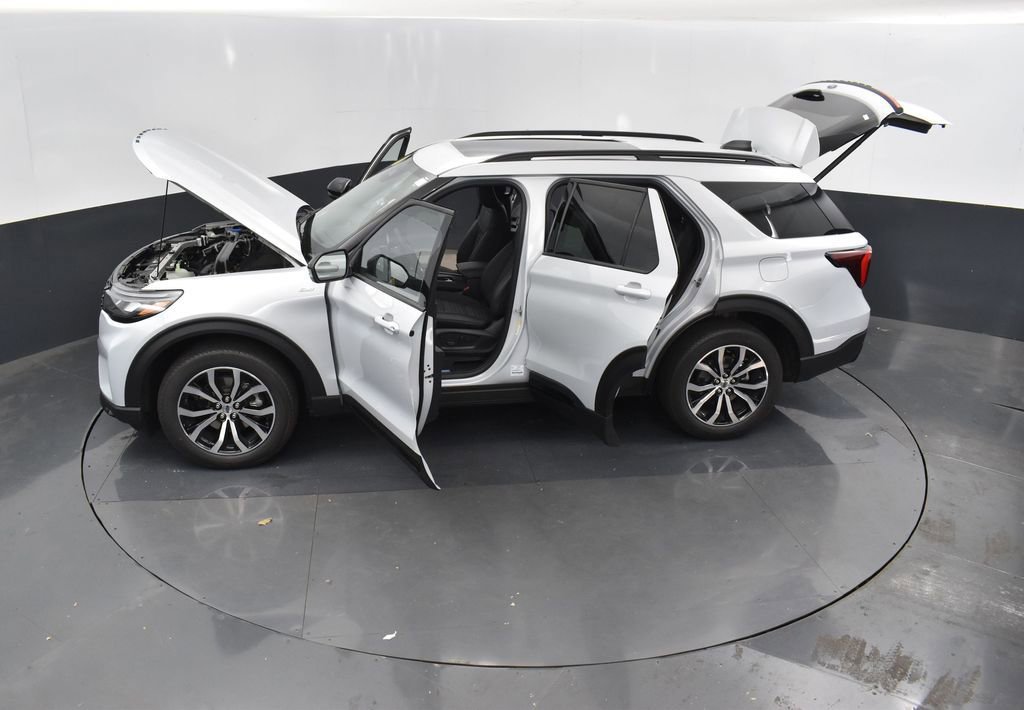 New 2026 Ford Explorer ST-Line image 39