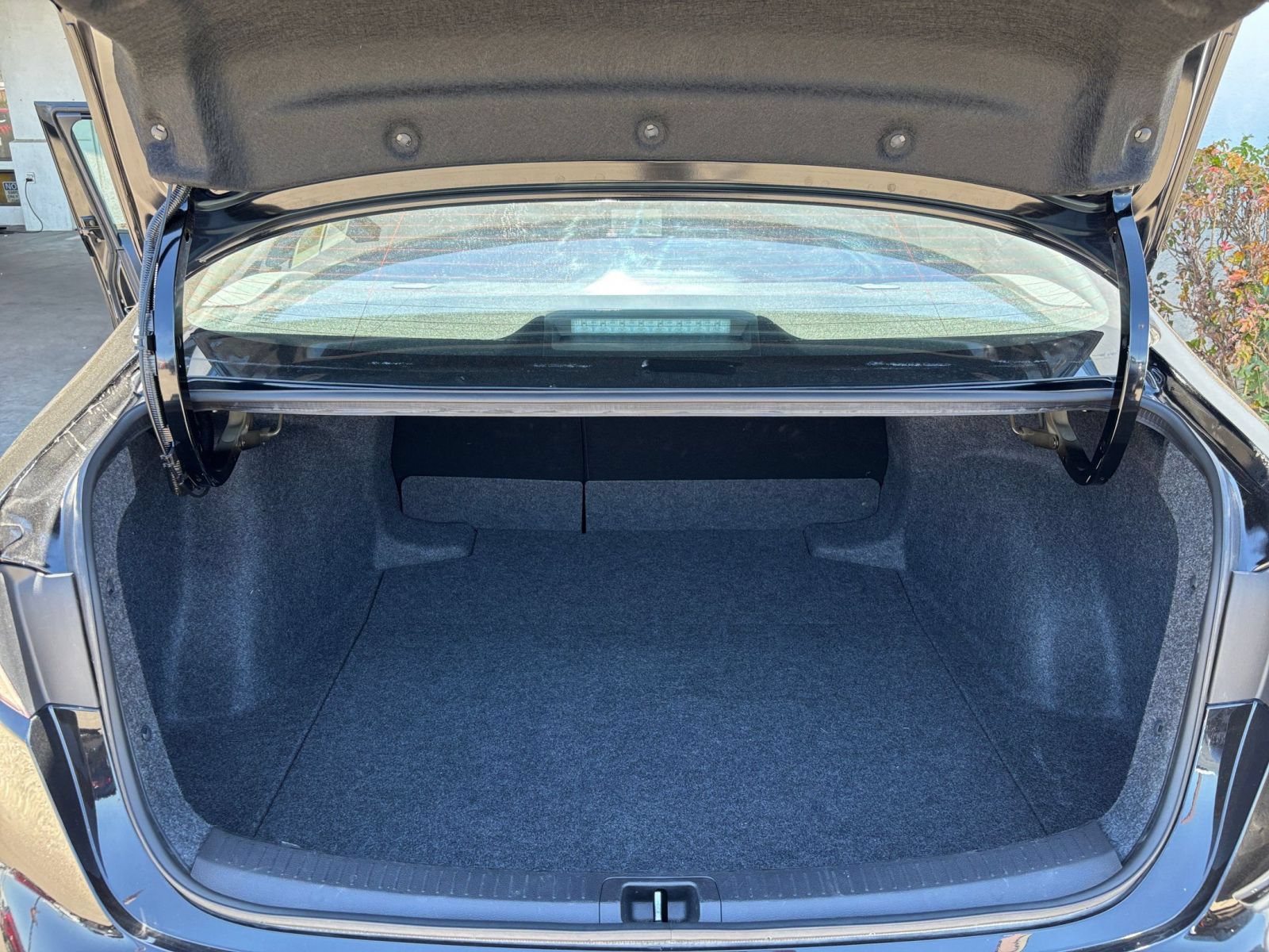 Used 2025 Toyota Corolla LE FWD image 25