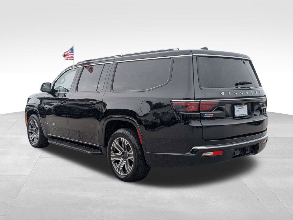 Used 2024 Jeep Wagoneer L Series II w/ Flexible Seating Group AWD/4WD image 6