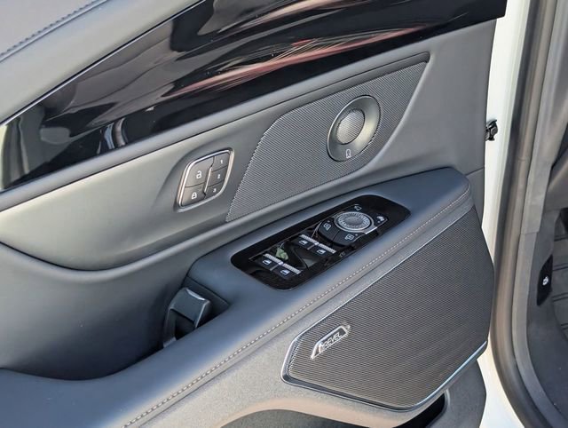 New 2026 Lincoln Nautilus Premier w/ Equipment Group 102A AWD/4WD image 19