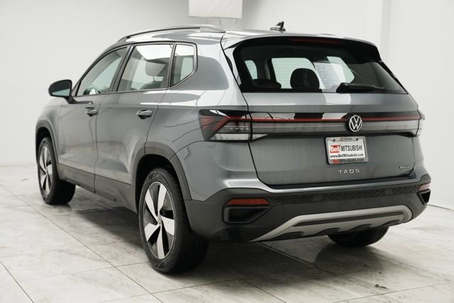 Used 2025 Volkswagen Taos S image 7