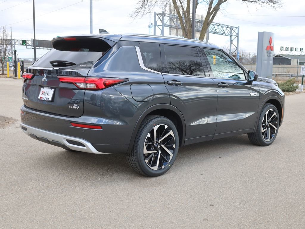 New 2025 Mitsubishi Outlander SEL image 10