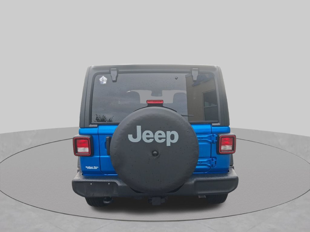 Used 2025 Jeep Wrangler Sport AWD/4WD image 9