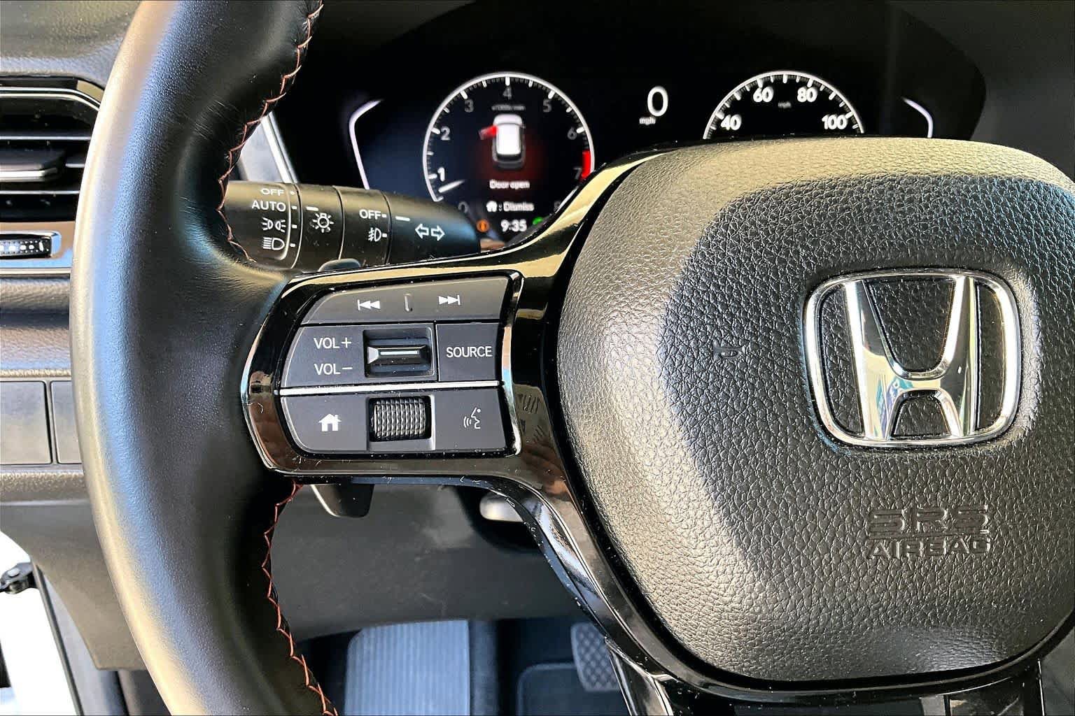 Certified 2025 Honda Pilot Sport image 55
