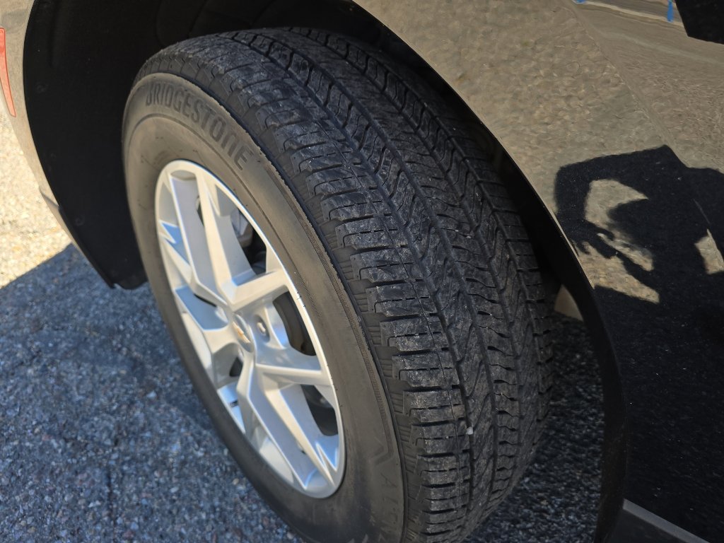 Used 2023 Chevrolet Equinox LS w/ LS Convenience Package image 31