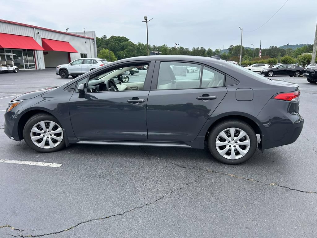 New 2026 Toyota Corolla LE FWD image 6