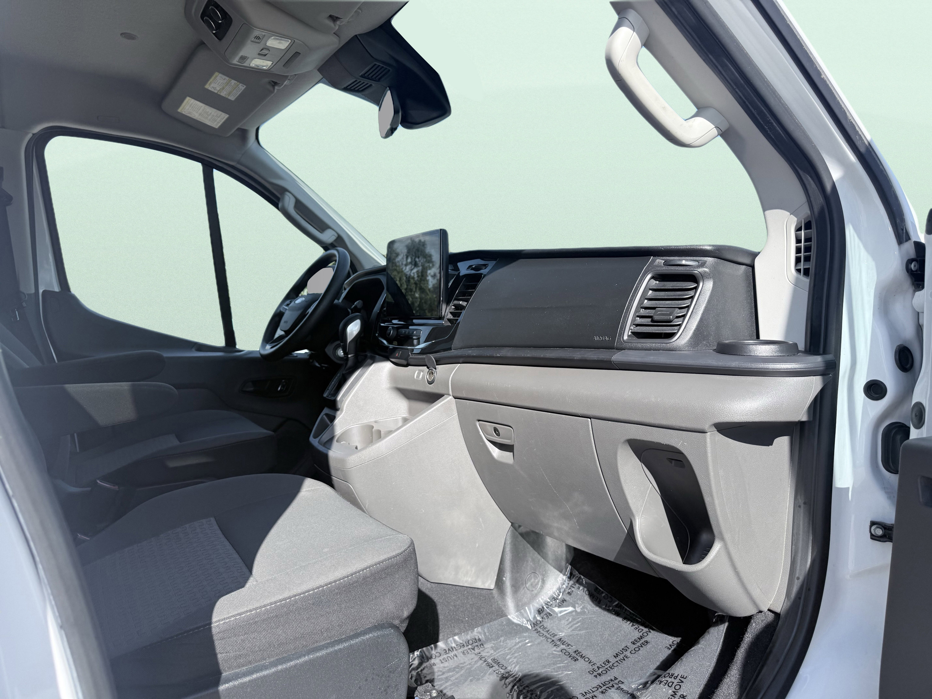 Used 2023 Ford Transit 350 XLT image 26