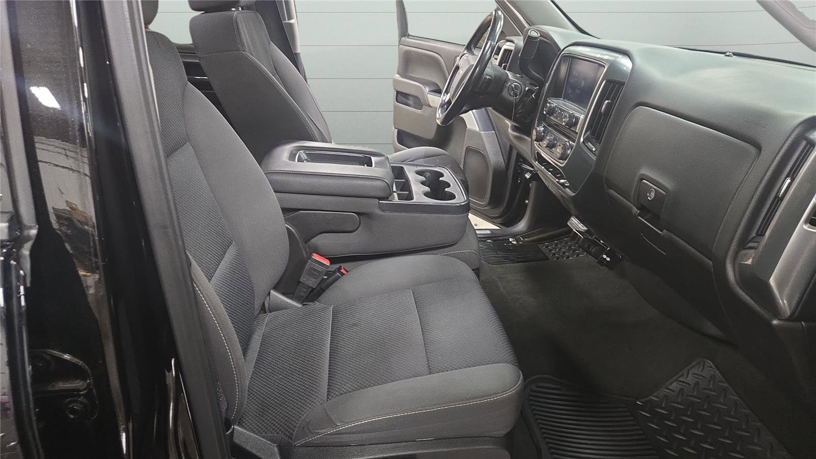 Used 2017 Chevrolet Silverado 1500 LT w/ All Star Edition image 24