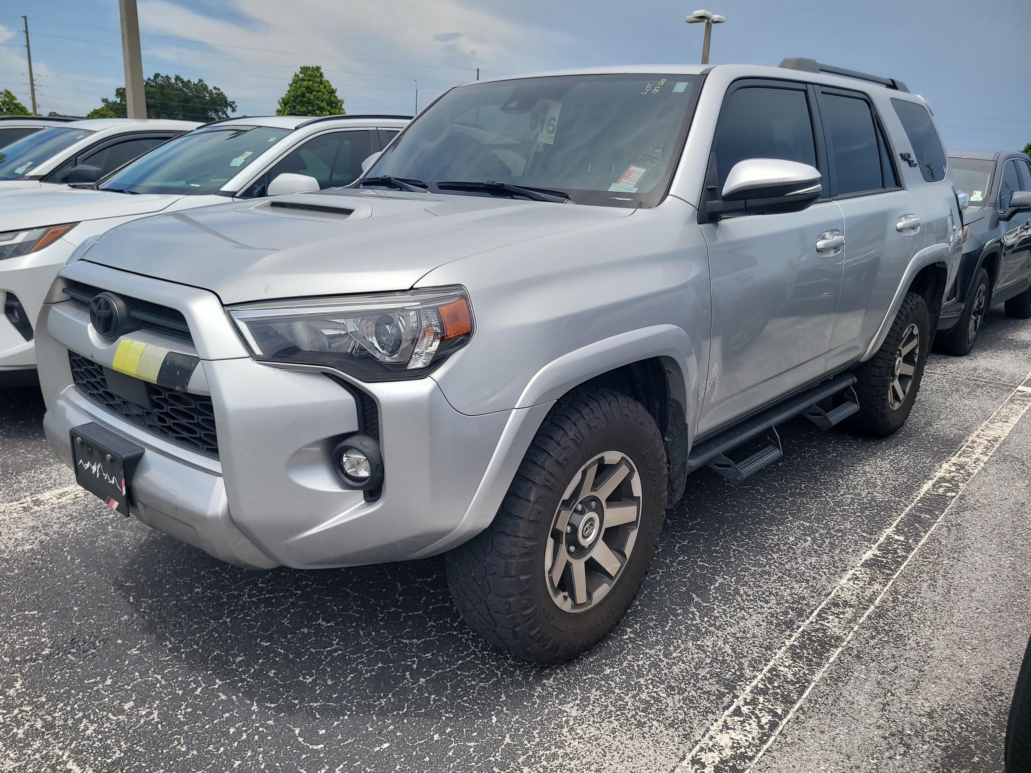 Certified 2024 Toyota 4Runner TRD Off-Road Premium w/ Moonroof Package AWD/4WD image 3