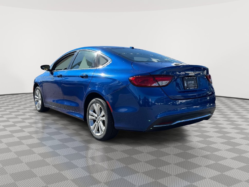 Used 2015 Chrysler 200 Limited w/ Convenience Group FWD image 7