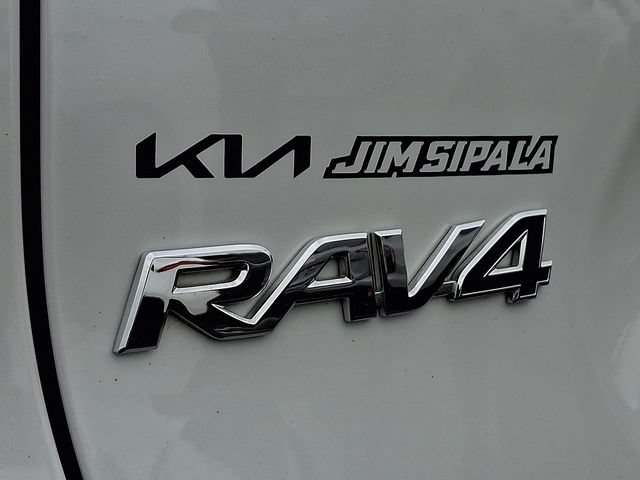 Used 2023 Toyota RAV4 XSE AWD/4WD image 30