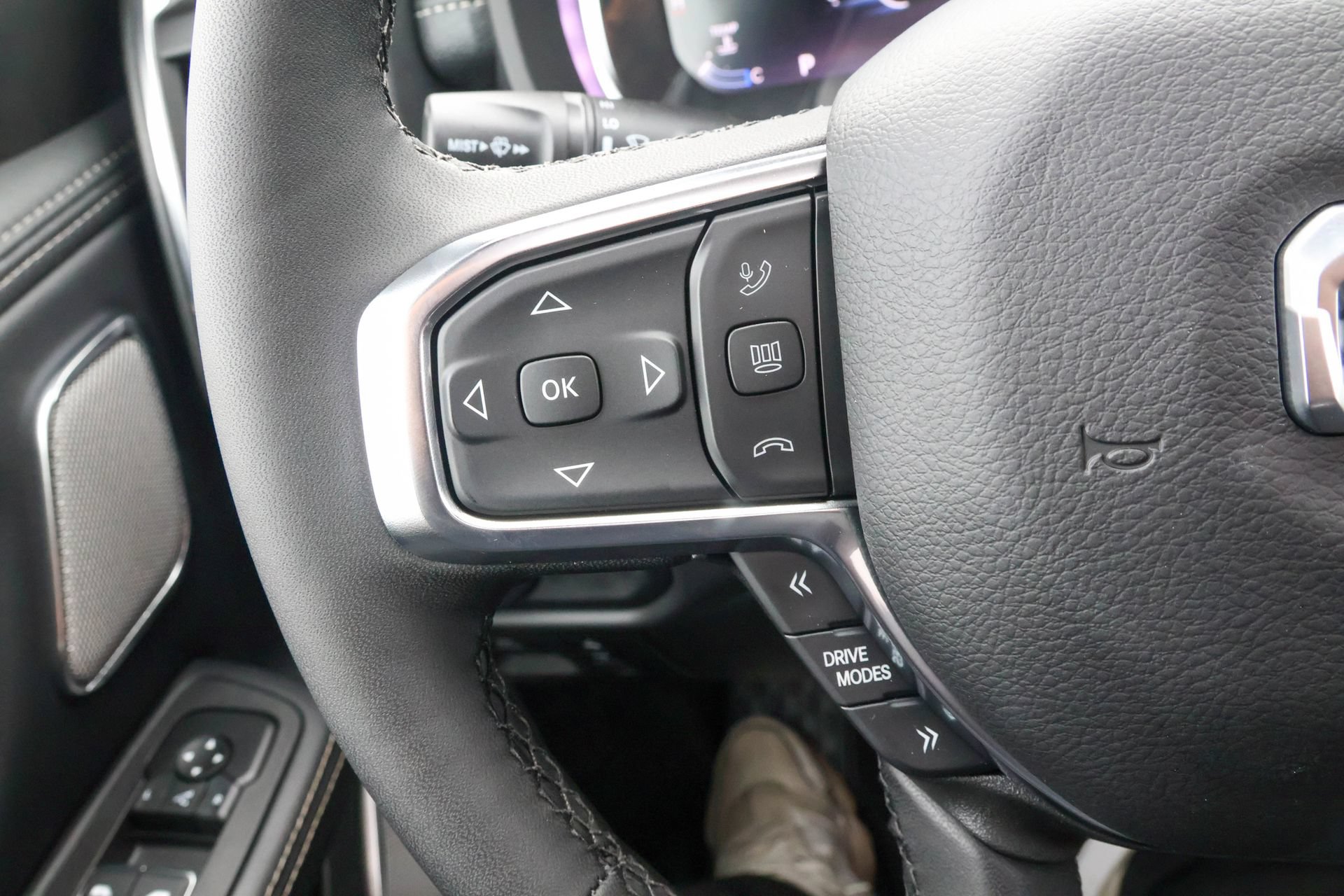 New 2027 RAM 1500 Laramie w/ Night Edition AWD/4WD image 27