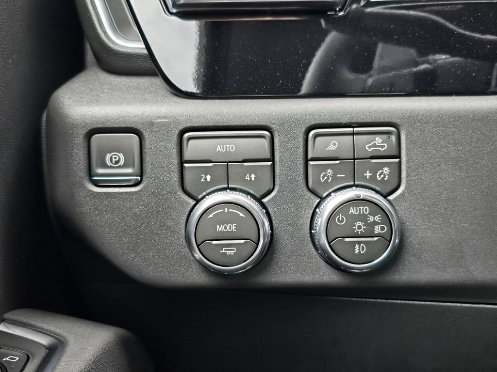 New 2026 GMC Sierra 1500 Elevation w/ Elevation Premium Package AWD/4WD image 17