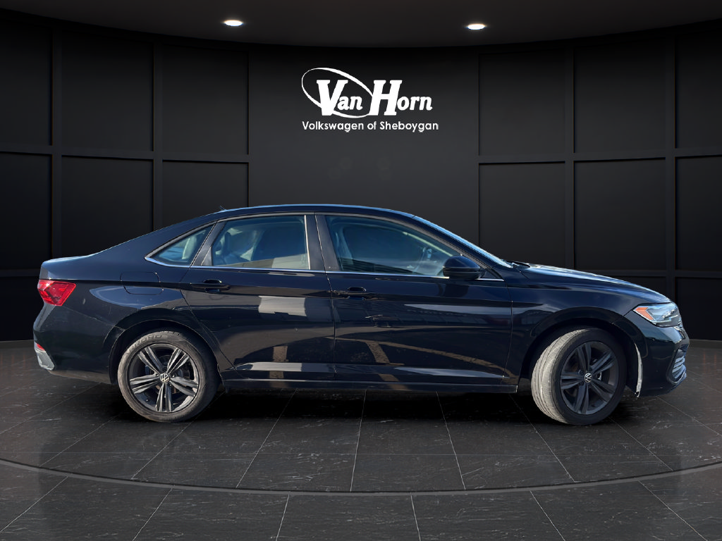 Used 2022 Volkswagen Jetta SE FWD image 8