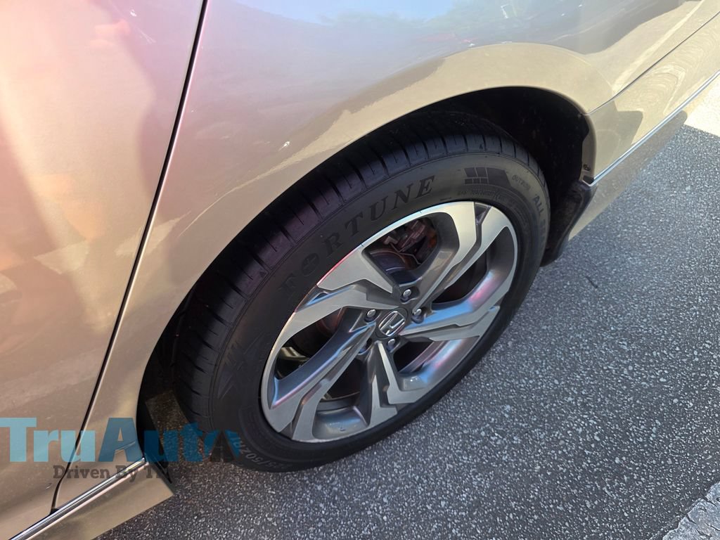 Used 2019 Honda Accord EX image 7