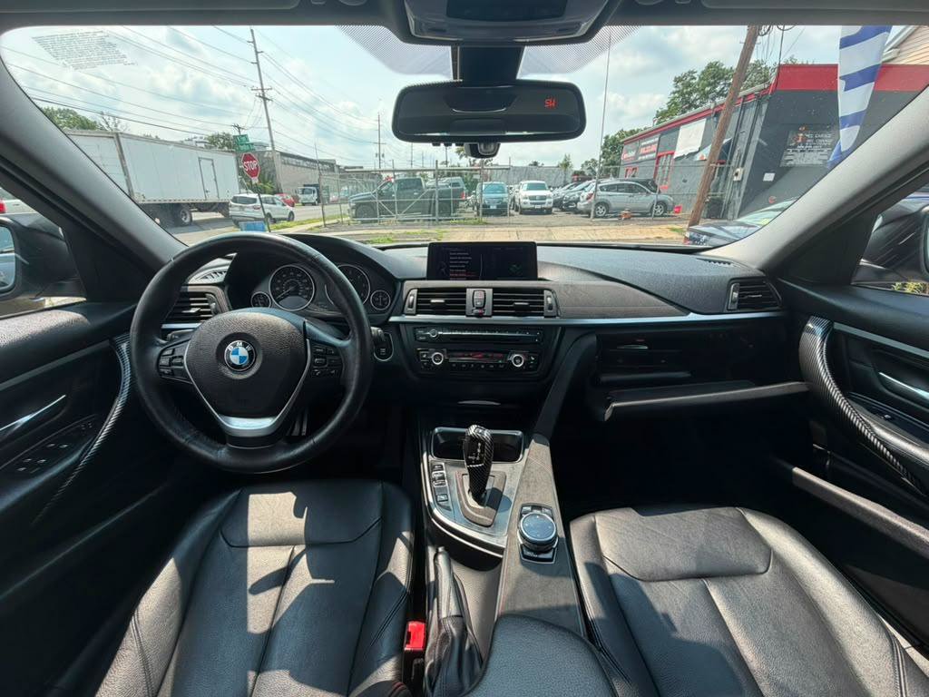 Used 2014 BMW 328d xDrive Sedan AWD/4WD image 19
