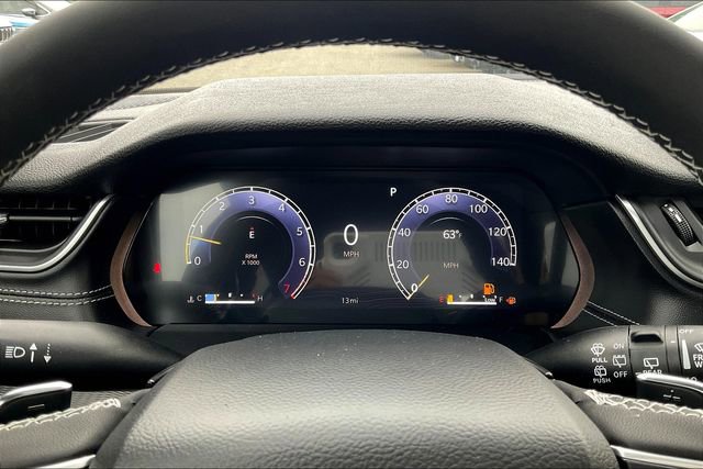 New 2025 Jeep Grand Cherokee Laredo image 16