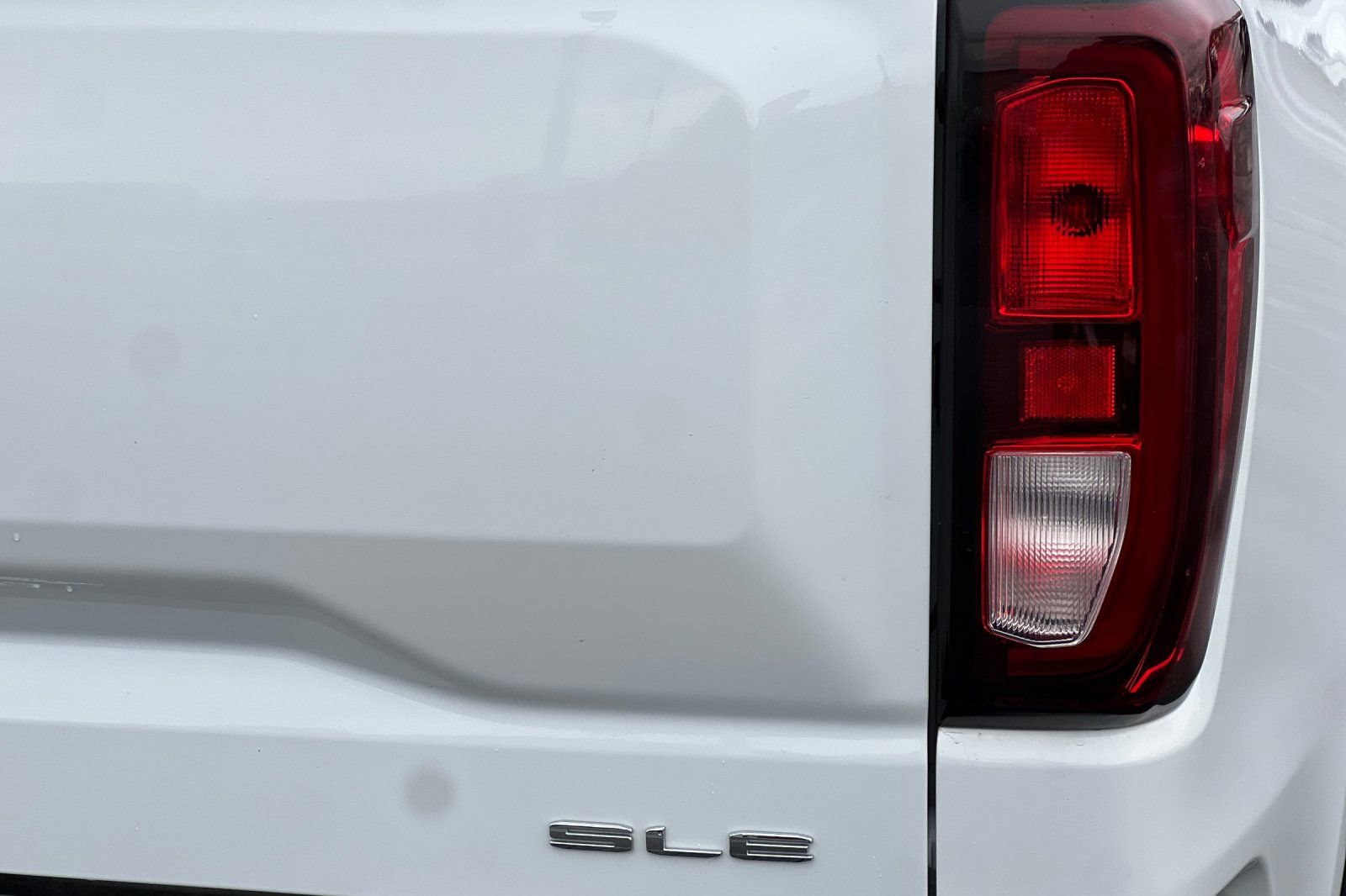 Used 2023 GMC Sierra 1500 SLE AWD/4WD image 26