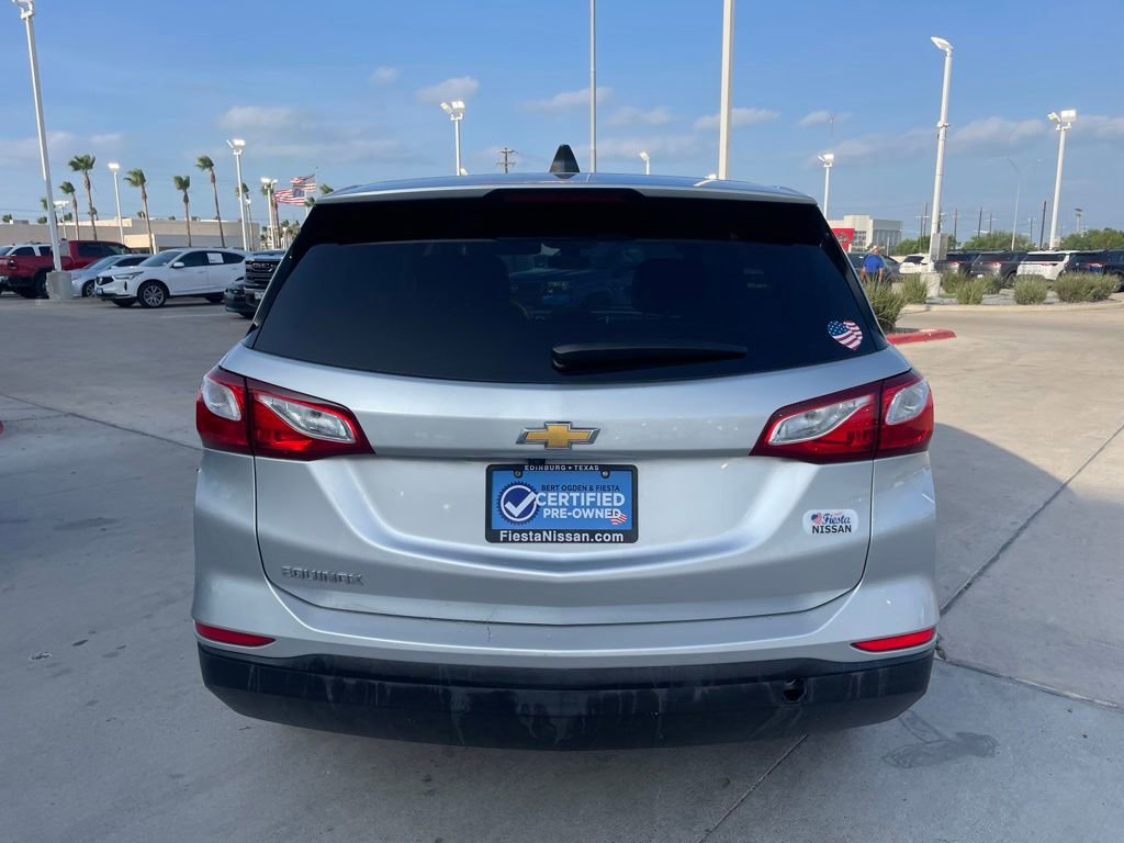 Used 2020 Chevrolet Equinox LS w/ LS Convenience Package FWD image 4