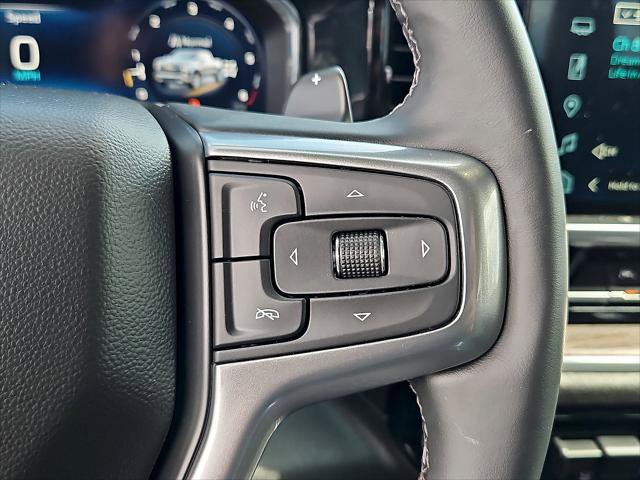 Used 2025 Chevrolet Silverado 1500 LTZ w/ LTZ Convenience Package II AWD/4WD image 18