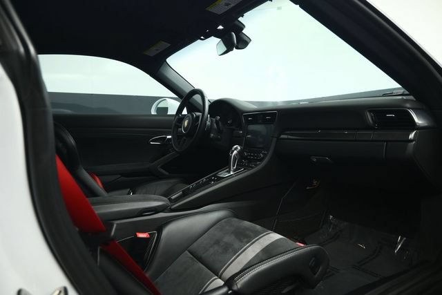 Used 2018 Porsche 911 GT3 RWD image 33