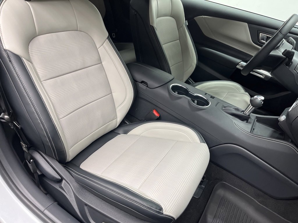 Used 2026 Ford Mustang Premium image 20