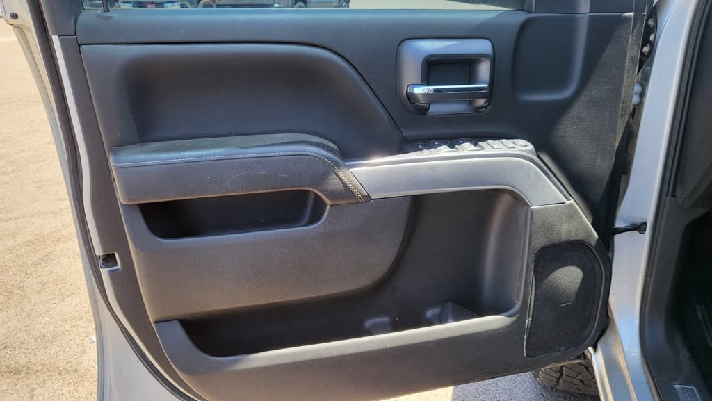 Used 2018 Chevrolet Silverado 1500 LT w/ All Star Edition AWD/4WD image 25