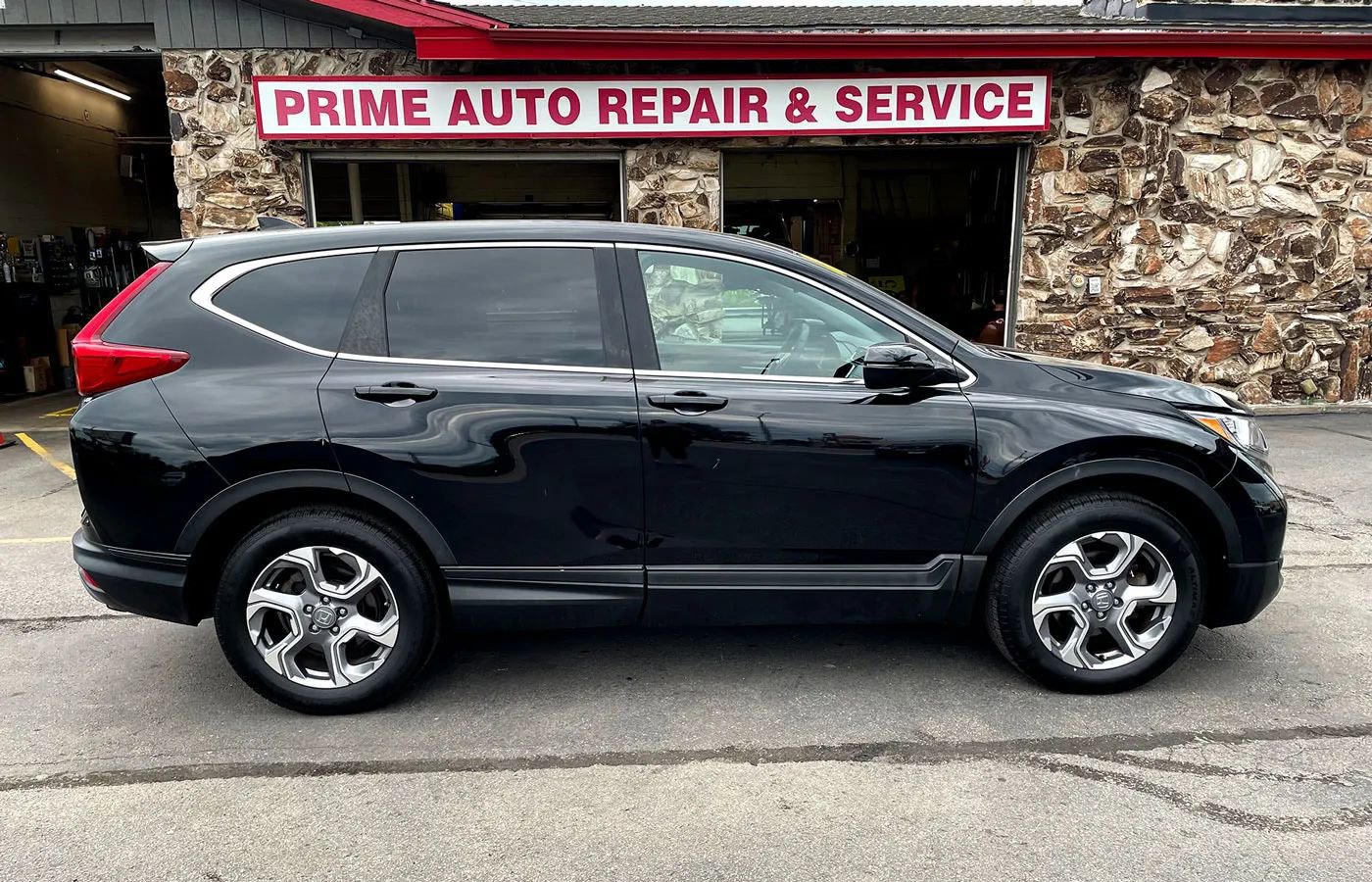 Used 2018 Honda CR-V EX image 8