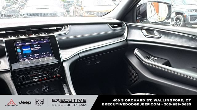 Used 2023 Jeep Grand Cherokee L Laredo AWD/4WD image 25